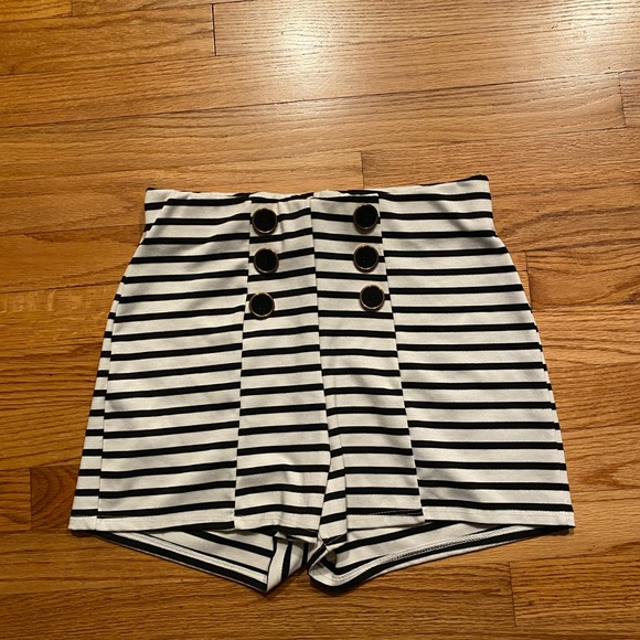 Vita Luna French Striped Flat Front Boating Shorts Black White Buttons M - Picture 10 of 13